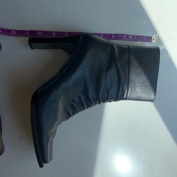 Seychelles Black Square Toes boots - Picture 3 of 3